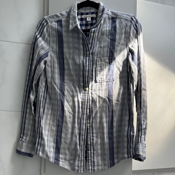 Banana Republic Blue and Gray Striped Casual Shirt - Picture 1 of 2